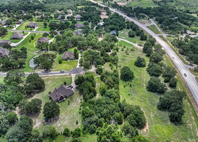Property at 611 Joyce St, Weatherford, TX 76085