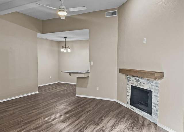 Property at 9600 Royal Ln #112, Dallas, TX 75243, 2 beds, 1 bath
