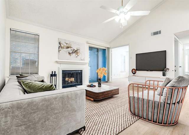 Property at 5300 Keller Springs Rd #2069, Dallas, TX 75248, 2 beds, 1 bath