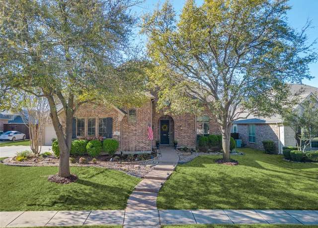 Property at 990 Willowmist Dr, Prosper, TX 75078, 5 beds, 4.5 baths