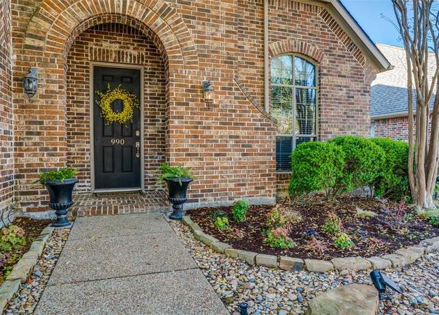 Property at 990 Willowmist Dr, Prosper, TX 75078, 5 beds, 4.5 baths