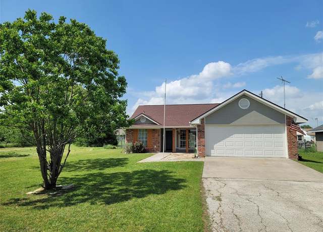 Property at 608 Concho Dr, Oak Point, TX 75068, 4 beds, 2 baths