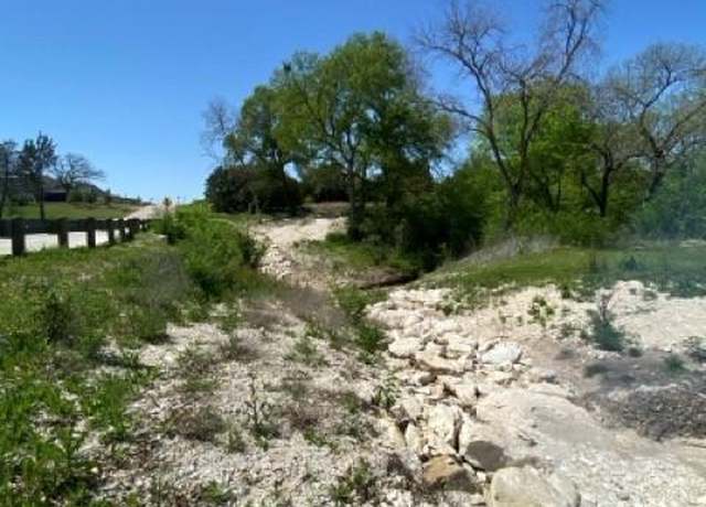 Property at 7631 Woodstream Rd, Midlothian, TX 76065