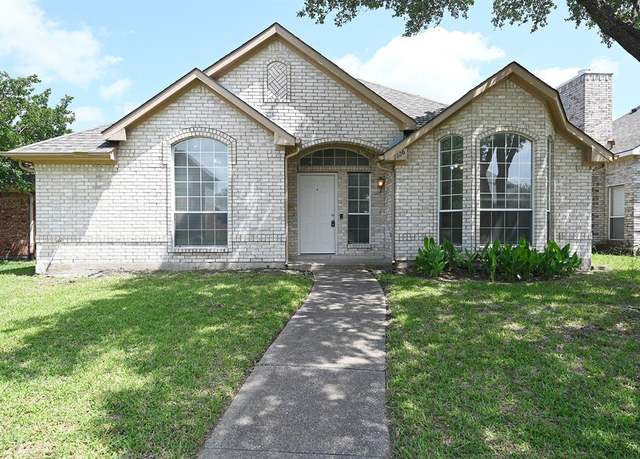 Property at 1426 Springwood Dr, Mesquite, TX 75181, 3 beds, 2 baths