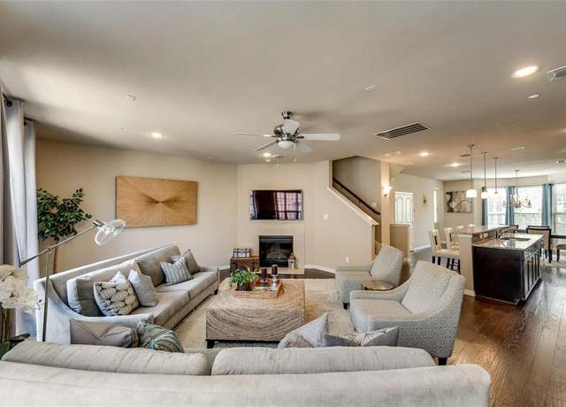 Property at 3943 Asbury Ln, Addison, TX 75001, 4 beds, 3.5 baths
