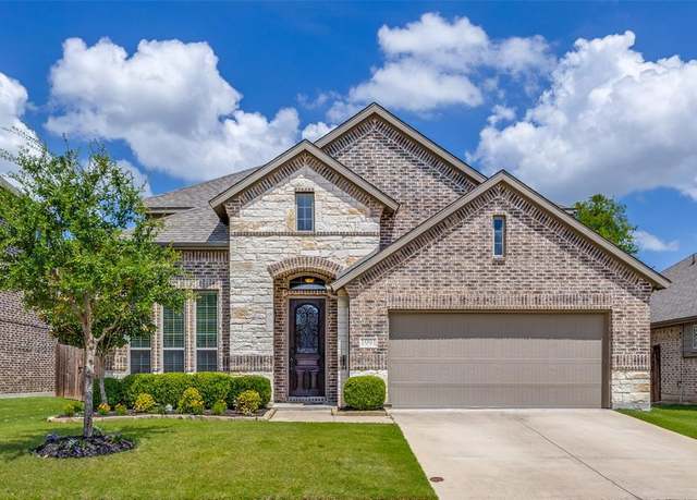 Property at 1991 Mercer Ln, Princeton, TX 75407, 4 beds, 3.5 baths