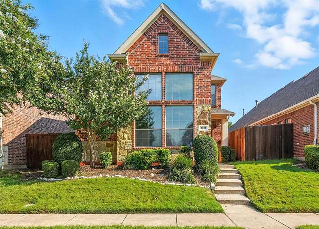 Property at 2101 Broadstone Dr, Plano, TX 75025, 3 beds, 2.5 baths