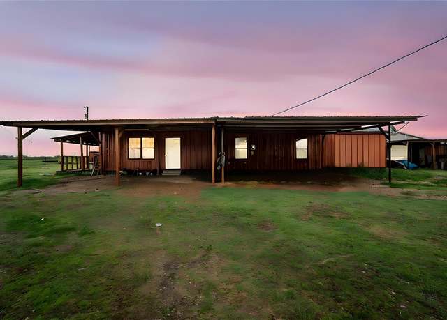 Property at 288 County Road 3011, Kerens, TX 75144, 4 beds, 2 baths