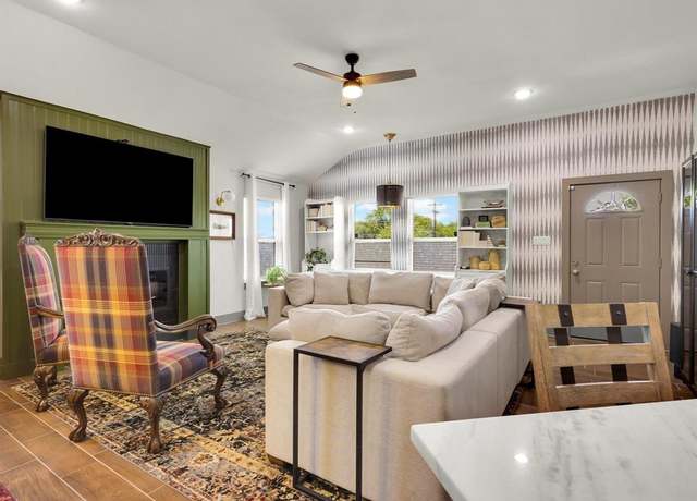 Property at 2721 Beechwood St, Granbury, TX 76048, 3 beds, 2 baths