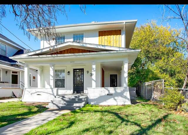 Property at 935 W Houston St, Sherman, TX 75092, 3 beds, 2 baths