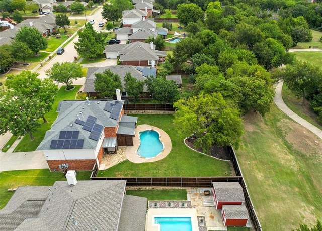 Property at 1520 Ashbourne Dr, Rockwall, TX 75087, 4 beds, 2.5 baths