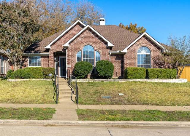 Property at 2305 Fairlands Dr, Garland, TX 75040, 4 beds, 2 baths