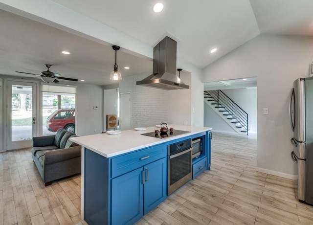 Property at 1253 Willow Glen Dr, Dallas, TX 75232, 4 beds, 3 baths