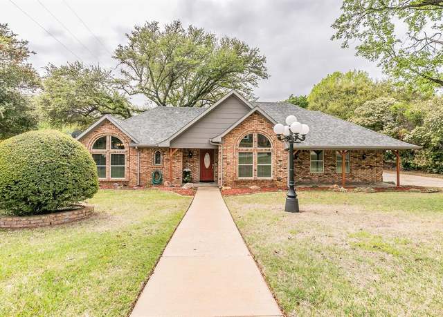 Property at 4010 Kelsey Ct, Grapevine, TX 76051, 3 beds, 2 baths