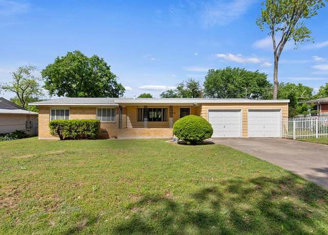 Property at 1608 Scenery Hill Rd, Fort Worth, TX 76103, 3 beds, 2.5 baths