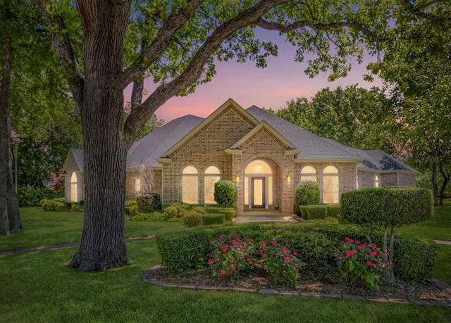 Property at 6200 Forest River Dr, Fort Worth, TX 76112, 4 beds, 3 baths