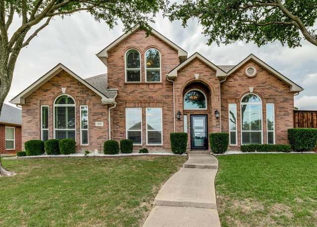 Property at 3445 Bluegrass Dr, Plano, TX 75074, 4 beds, 2.5 baths