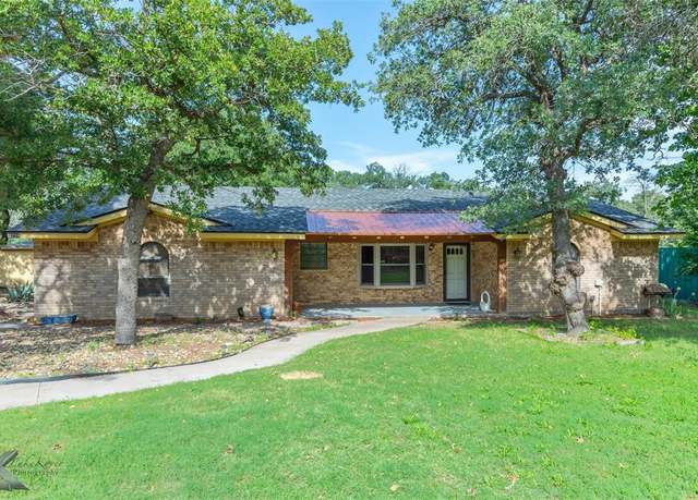 Property at 2226 Castle Dr, Clyde, TX 79510, 3 beds, 2 baths