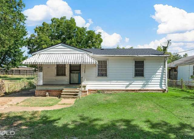 Property at 346 W 8oth St, Shreveport, LA 71106, 3 beds, 2 baths
