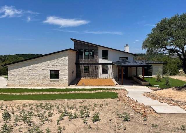 Property at 2128 Eagles Ridge Dr, Weatherford, TX 76087, 4 beds, 3.5 baths