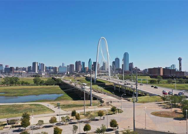 Property at 1836 Toronto St, Dallas, TX 75212, 4 beds, 2.5 baths