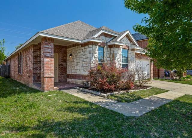 Property at 8860 Noontide Dr, Fort Worth, TX 76179, 3 beds, 2 baths