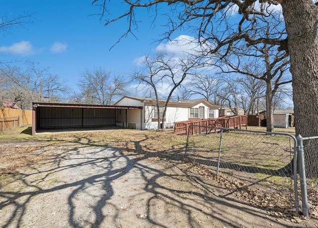 Property at 1505 Mockingbird Ln, Pelican Bay, TX 76020, 3 beds, 2 baths