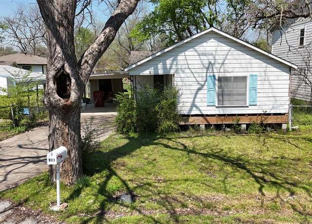 Property at 903 E 10th St, Bonham, TX 75418, 3 beds, 1 bath