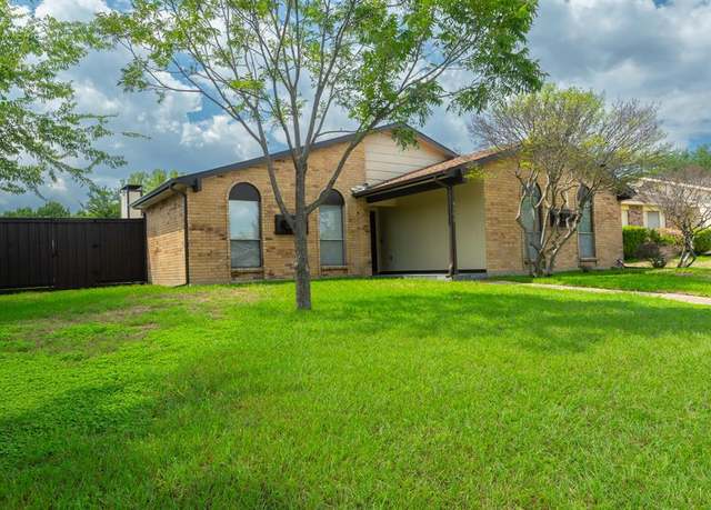 Property at 4505 Las Hadas, Mesquite, TX 75150, 4 beds, 2 baths