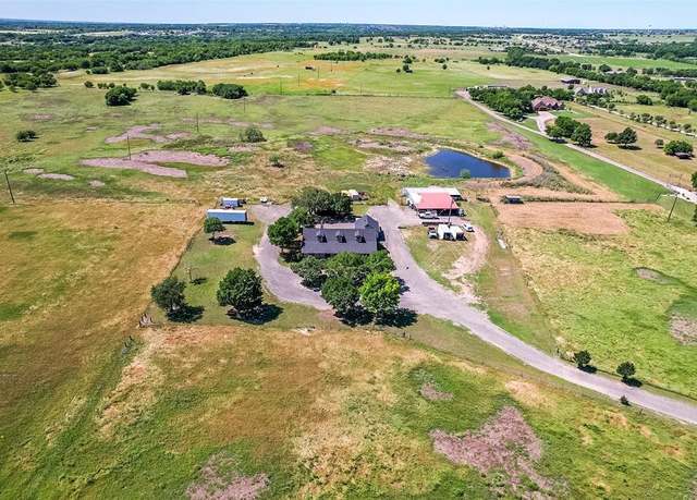 Property at 2403 Greathouse Rd, Waxahachie, TX 75167, 4 beds, 2 baths