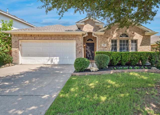 Property at 5004 Royal Burgess Dr, Fort Worth, TX 76135, 3 beds, 2 baths