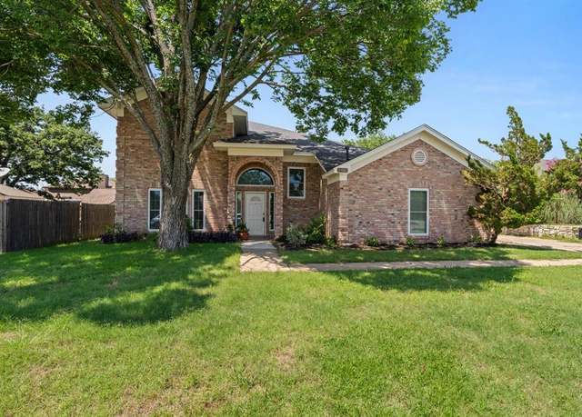Property at 1403 Derby Dr, Kennedale, TX 76060, 4 beds, 2.5 baths