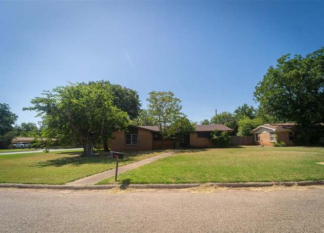 Property at 3301 Green Acres Rd, Abilene, TX 79605, 3 beds, 2 baths