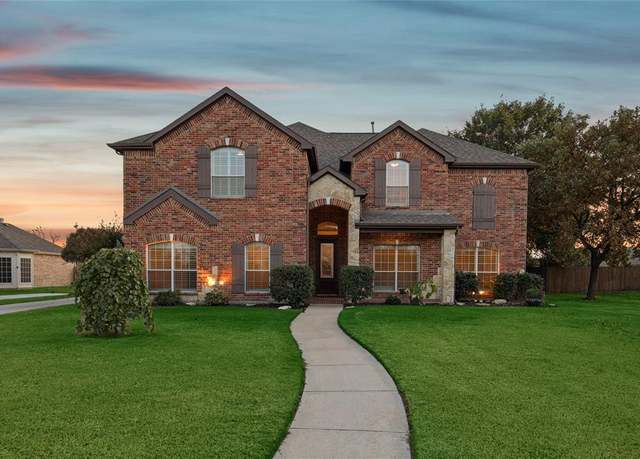 Property at 1273 Handkerchief Way, Fort Worth, TX 76052, 5 beds, 3.5 baths