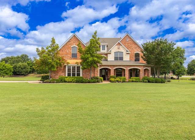 Property at 1600 Windmill Ct, Lucas, TX 75002, 5 beds, 3.5 baths