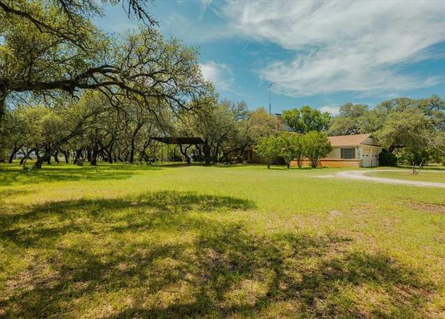 Property at 3803 Flintrock Dr, Mineral Wells, TX 76067, 5 beds, 3.5 baths
