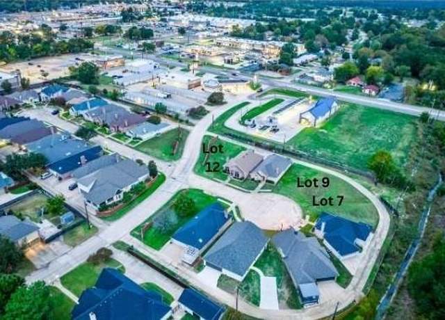Property at 4235 Primrose Ln, Paris, TX 75462