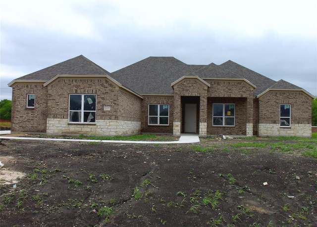 Property at 117 Aidan Dr, Waxahachie, TX 75165, 4 beds, 2.5 baths
