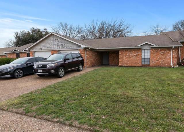 Property at 321 Asbury Dr, Saginaw, TX 76179, 2 beds, 2 baths