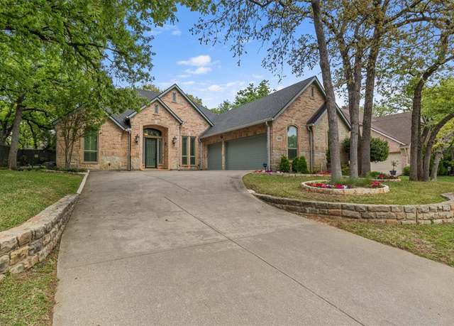 Property at 3005 Enchanted Oaks Cir, Corinth, TX 76210, 4 beds, 4 baths