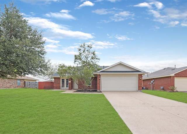 Property at 149 Brushy Creek Ln, Terrell, TX 75160, 4 beds, 2 baths