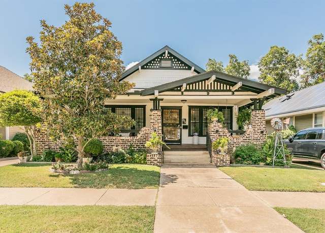 Property at 2238 College Ave, Fort Worth, TX 76110, 3 beds, 2 baths