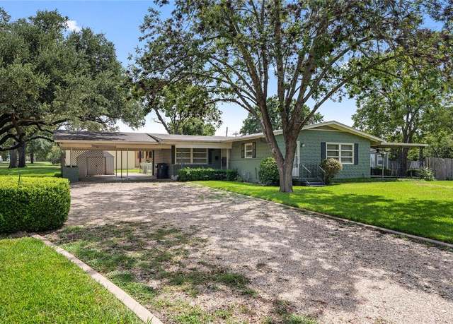 Property at 3216 Macarthur Dr, Waco, TX 76708, 3 beds, 2 baths