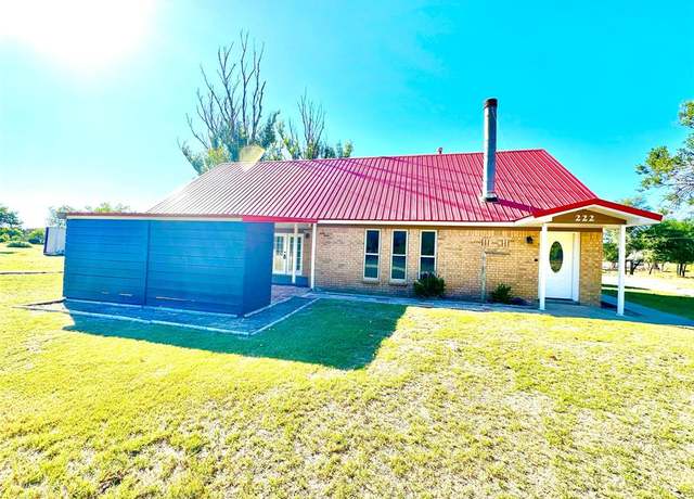 Property at 222 E 5th St, Higgins, TX 79046, 4 beds, 2 baths