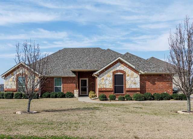 Property at 2052 Harvest Knoll Cir, Royse City, TX 75189, 4 beds, 2 baths