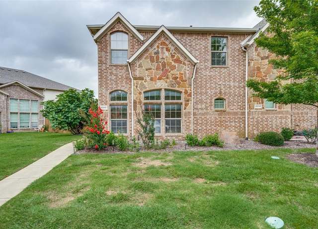Property at 4940 Empire Way, Irving, TX 75038, 3 beds, 2.5 baths