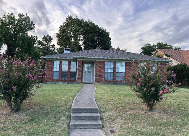 Property at 823 Blue Oak Dr Dr, Lewisville, TX 75067, 3 beds, 2 baths