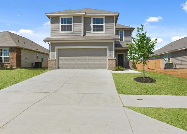 Property at 1012 Wingjet Way, Fort Worth, TX 76131, 4 beds, 2.5 baths