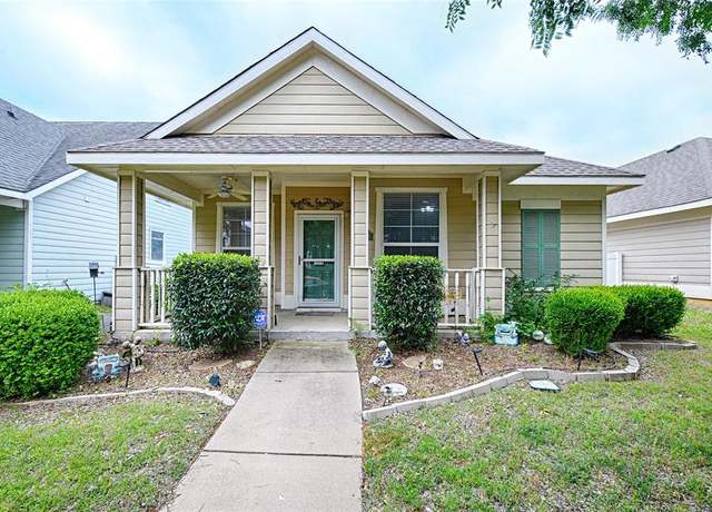 Property at 9912 Concord Dr, Providence Village, TX 76227, 3 beds, 2 baths