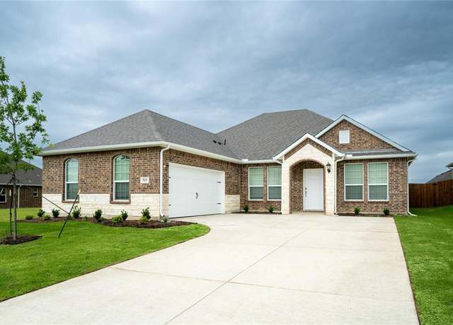 Property at 508 Tom Ln, Red Oak, TX 75154, 4 beds, 2 baths